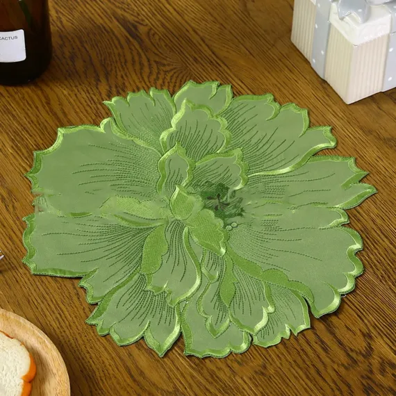 4 Pieces Flower Placemat, 3D Flower Placemats, Flower Shape Placemat, Heat-Resistant And Washable Placemat for Dining Table, Green