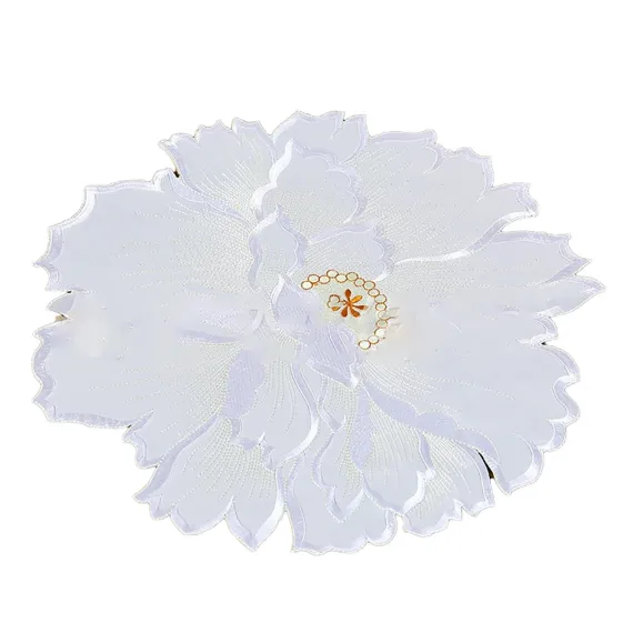4 Pieces Flower Placemat, 3D Flower Placemats, Flower Shape Placemat, Heat-Resistant And Washable Placemat for Dining Table, White