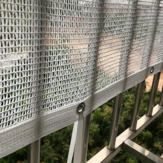 30% Sunblock Shade Cloth Garden Shade Mesh Tarp with Eyelets and Ropes UV Resistant Sunblock Shade Cloth for Garden, Pergola, Patio Plants, Greenhouse，Outdoor(2x6.0m/6.6x19.7ft)