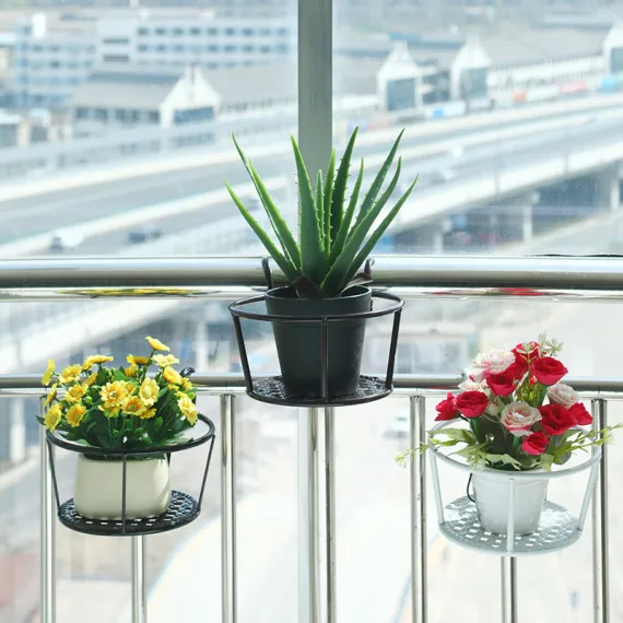 Hanging Flower Pot Holder Metal Balcony Railing Planter Basket Round Iron Rack with Mesh Bottom Fits up to 6cm Rail for Fence & Patio Brown