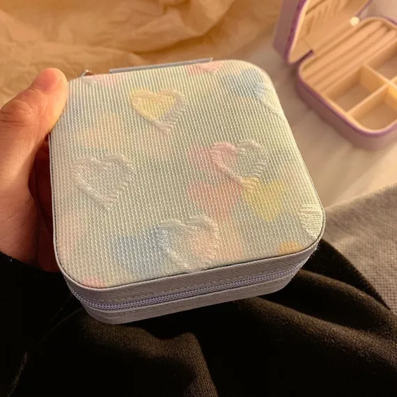 heart shaped jewelry box, jewelry storage, ring compartments, earring storage, anti oxidation jewelry box, travel jewelry box, jewellery organiser, gift for her - Beige - Size pu