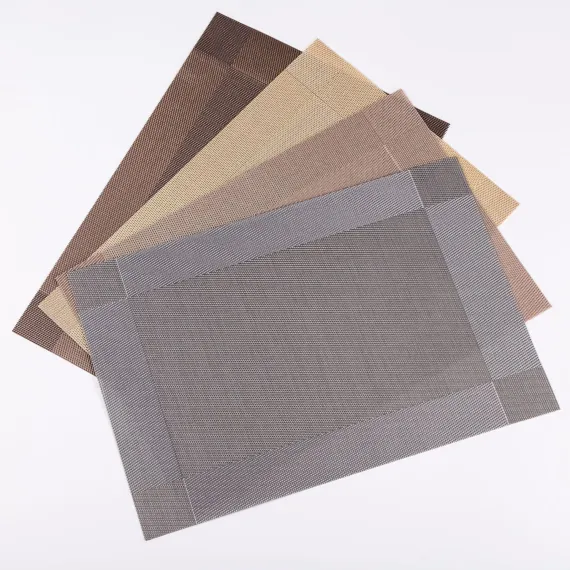 Placemats Washable Easy to Clean PVC Placemat for Kitchen Table Heat-resistand Woven Vinyl Table Mats （4pcs）